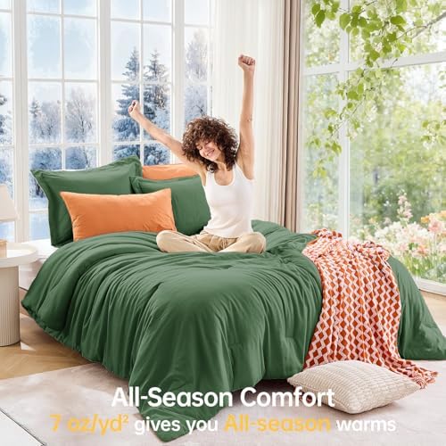 MUXHOMO Queen Comforter Set, 3-Piece All-Season Bedding, Dark Green - Image 4
