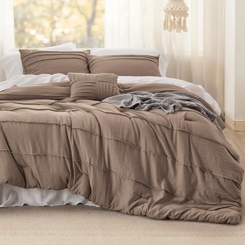Bedsure Cal King Comforter Set 4-Pc, Pinch Pleat, All-Season - Image 2