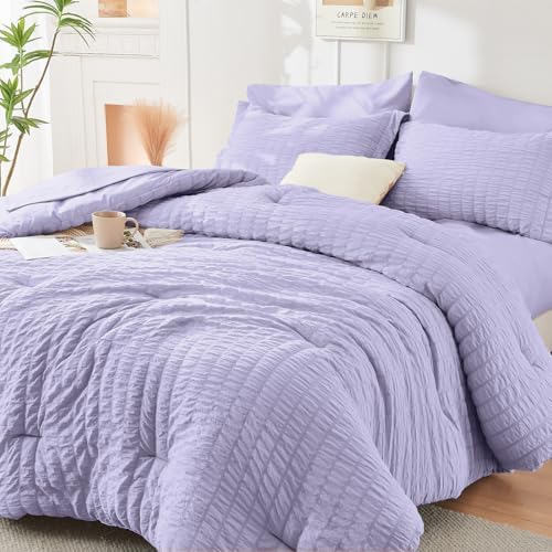 Full Comforter Set by HYMOKEGE