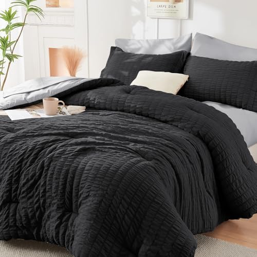 Queen Comforter Set by HYMOKEGE