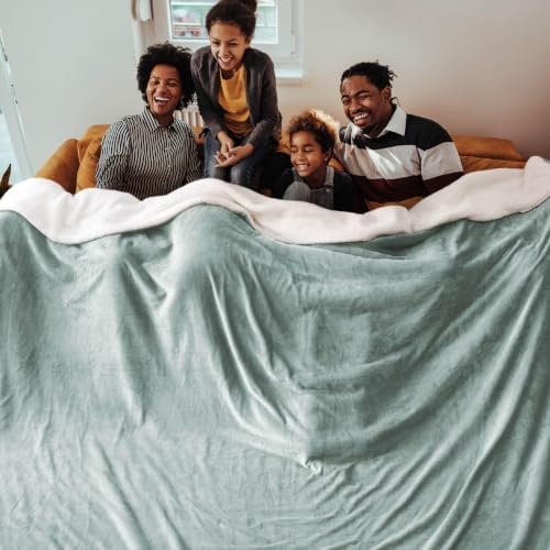 Bedsure GentleSoft Sherpa Fleece Cal King Blankets - Image 2