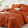 Oversized Queen Comforter Set by HYMOKEGE