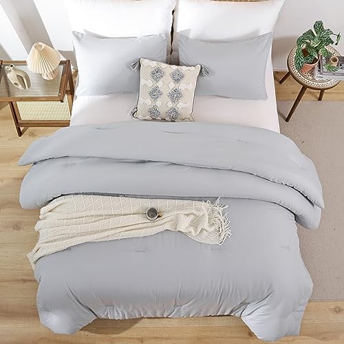 ROSGONIA Queen Comforter Set, Light Grey, 3 Pieces Soft Bedding Quilt - Image 4