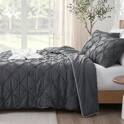 Amélie Home Pintuck Comforter Set - Image 6