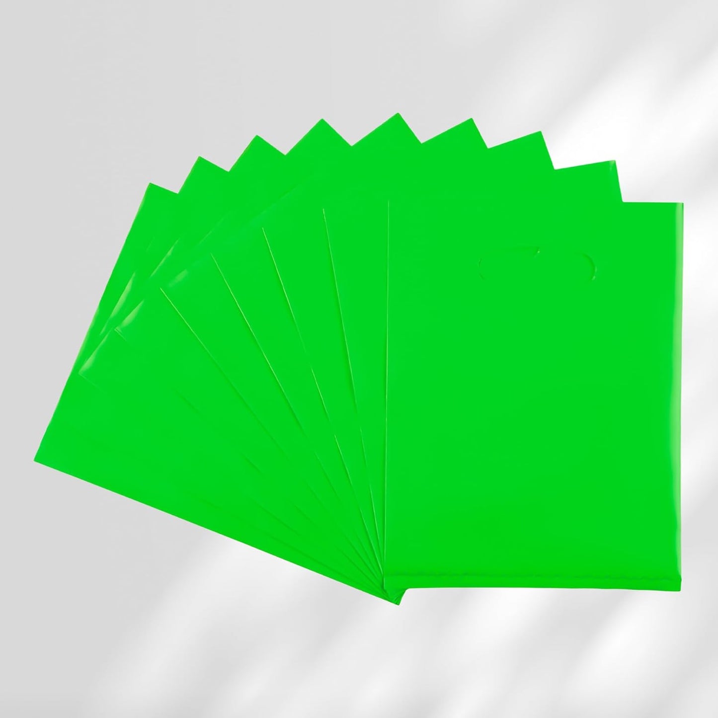 Green 100 PCS Small Gift Bags, 6"x8" Goodie Party Favor Bags with Handle, Treat Retail Pouches for Kids Birthday, Christmas, Small Business