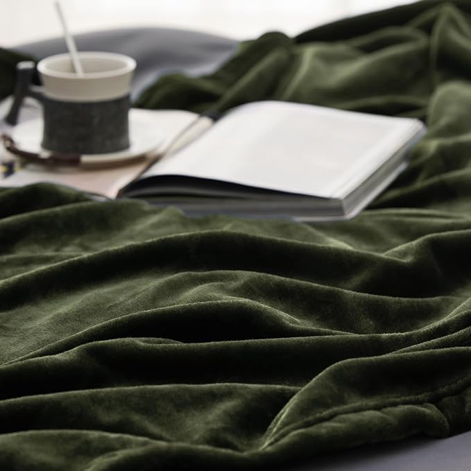 Bedsure Fleece Blanket Queen Blanket Olive Green - Image 5
