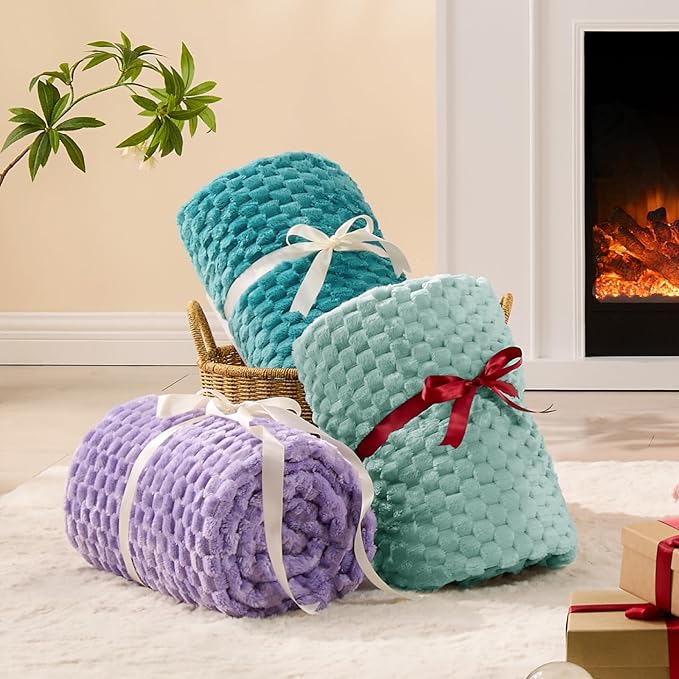 BEDELITE Fleece Twin Blanket for Couch & Bed - Image 5
