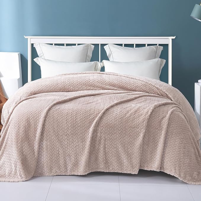 Exclusivo Mezcla Fleece Queen Size Blanket - Image 2