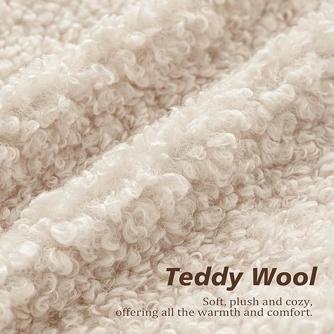 Foindtower 2 Pieces 24x24 Inch Cream Beige, Faux Fur Throw Pillow Cover Accent Sherpa Furry Pillow Covers Fuzzy Soft Pillowcases Cozy Sheepskin Decorative Fleece Cushion Case for Bed Couch Living Room