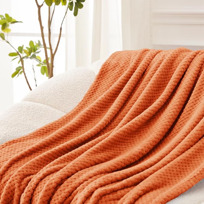 Exclusivo Mezcla Fleece Bed Blanket King Size, Super Soft and Warm Blankets - Image 5