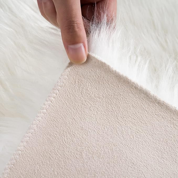 Ciicool Faux Fur Rug for Bedroom, Washable Fuzzy Runner Thick Fur Area Rug - Image 5