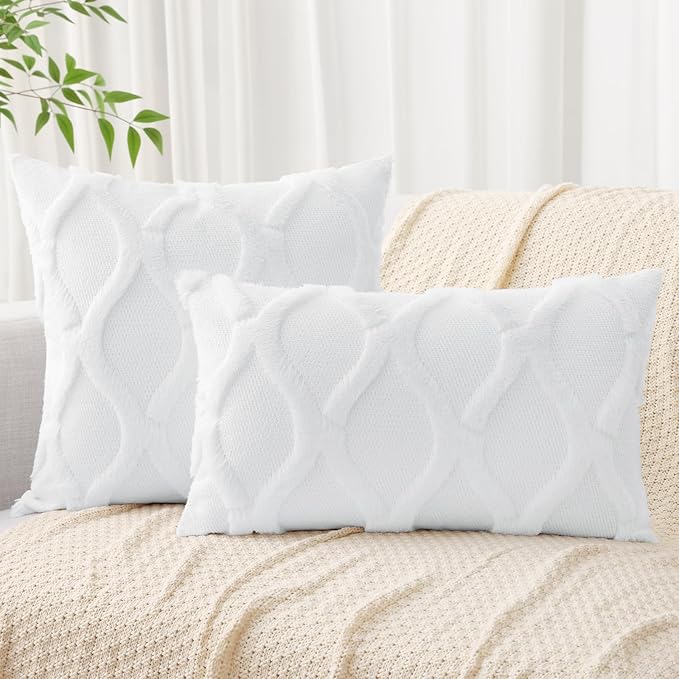decorUhome Throw Pillow Covers 22x22 Inch Set of 2, Soft Plush Faux Fur Wool Pure White Couch Pillow Covers, Decorative Neutral Pillow Cases for Bed Sofa Living Room Home Decor