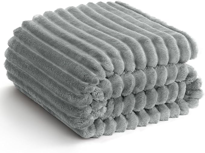 HIMEET Grey Ribbed Queen Size Blanket by Unknown