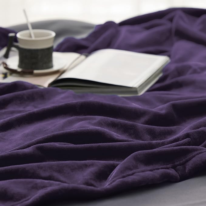 Bedsure Fleece Blanket Twin Blanket Purple - Image 4