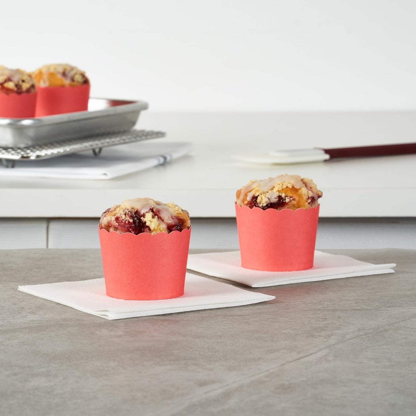 Panificio 3 Ounce Cupcake Wrappers, 200 Scalloped Baking Cups - Oven-Ready, Greaseproof, Red Paper Cupcake Liners, Disposable, For Birthdays, Baby Showers, Or Weddings - Restaurantware