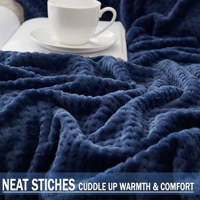 Exclusivo Mezcla Fleece Bed Blanket Twin Size, Super Soft and Warm Blankets - Image 6