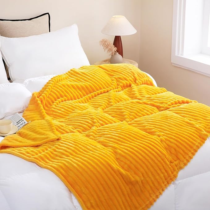 Gold Fleece Throw Blanket 50”×70” - Image 4