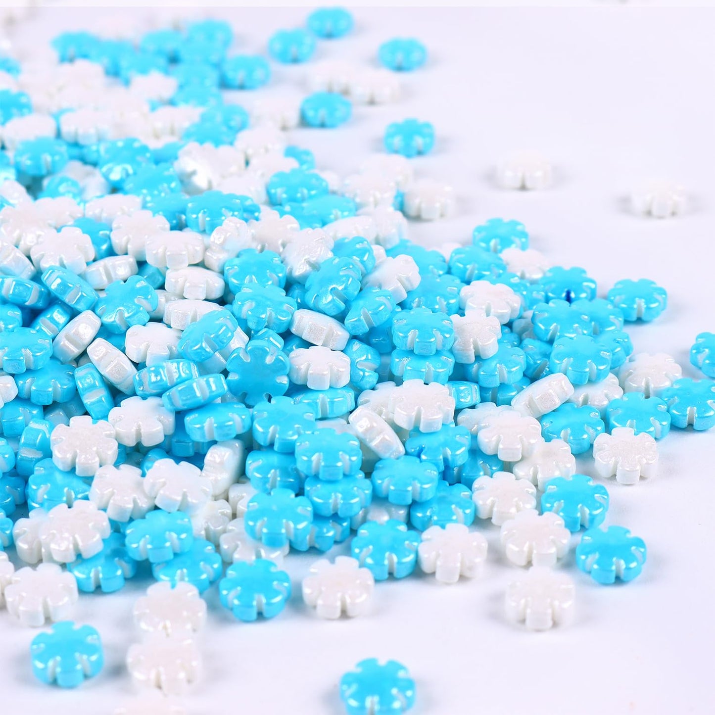Snowflake Sprinkles Edible, Winter Sprinkles, Blue and White Snowflake Sprinkles, Frozen Sprinkles for Christmas Cookies, Cupcakes, Strawberries, Chocolate, and Ice Cream(120g/4.23oz)