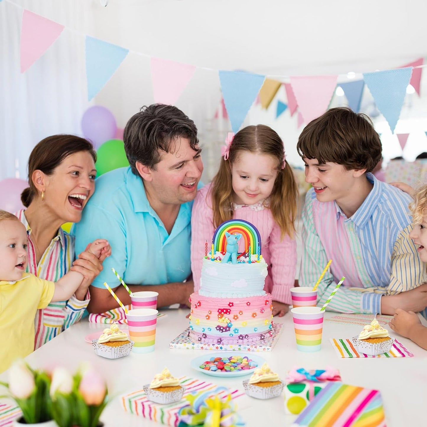 Tanlade 350 Pcs Square Mini Cupcake Liners Disposable Brownie Baking Pan Liners 1.77 Inch Paper Baking Cup for Cup and Cupcakes Party Supplies for Weddings Birthdays Bridal Showers(Gold Dots)