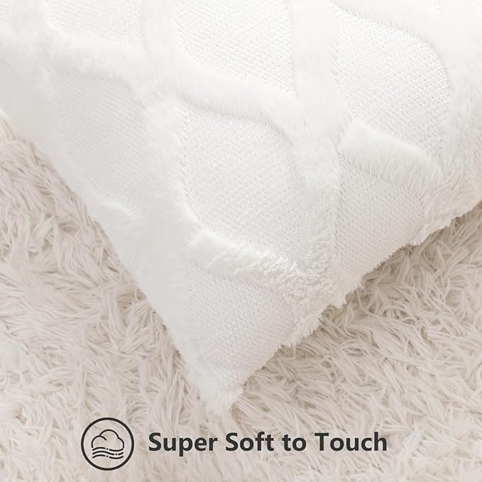 decorUhome Throw Pillow Covers 18x18 Inch Set of 2, Soft Plush Faux Fur Wool Cream White Couch Pillow Covers, Decorative Neutral Pillow Cases for Bed Sofa Living Room Home Decor