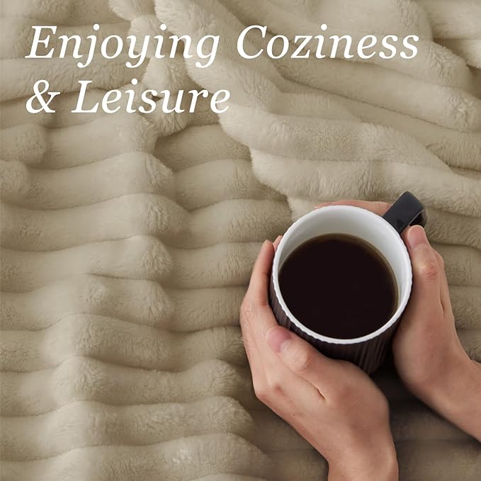 BEDELITE King Size Blanket for Bed, 300GSM Soft & Warm Fleece Blanket, - Image 5