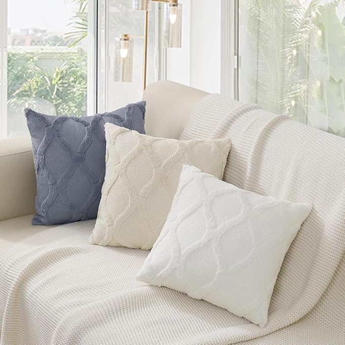 decorUhome Throw Pillow Covers 18x18 Inch Set of 2, Soft Plush Faux Fur Wool Cream White Couch Pillow Covers, Decorative Neutral Pillow Cases for Bed Sofa Living Room Home Decor
