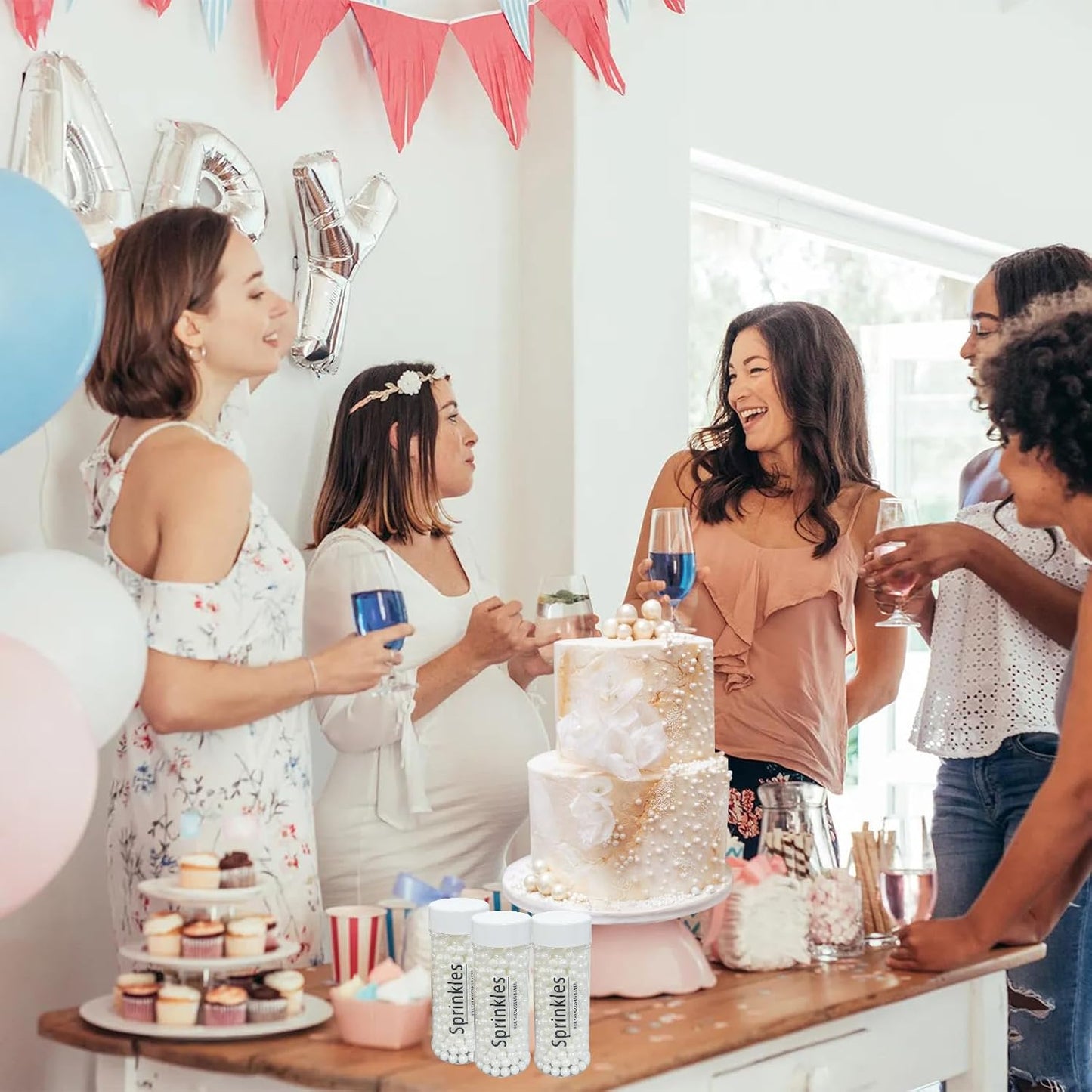 Edible Pearl Sugar Sprinkles White Candy Pearls Baking Decorations 7mm 130g/4.58 Oz White Sprinkles Sugar Pearl for Cake Decorating Edible Ball Sprinkle Ice Cream Toppings Wedding Chirstmas Supplies