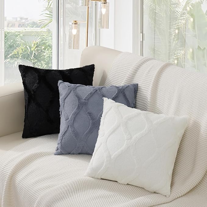 decorUhome Throw Pillow Covers 22x22 Inch Set of 2, Soft Plush Faux Fur Wool Black Couch Pillow Covers, Decorative Neutral Pillow Cases for Bed Sofa Living Room Home Decor