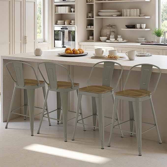 Metal Bar Stools Set of 4, High Back Bar Stools with Wooden Seat, 26 inch Rusty Barstools for Kitchen Island