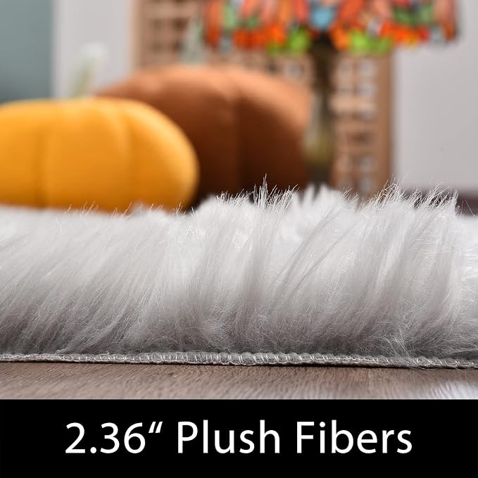 Latepis Round 3ft Small Fur Rug Grey Fluffy Faux Sheepskin Cute Circle Rugs - Image 3