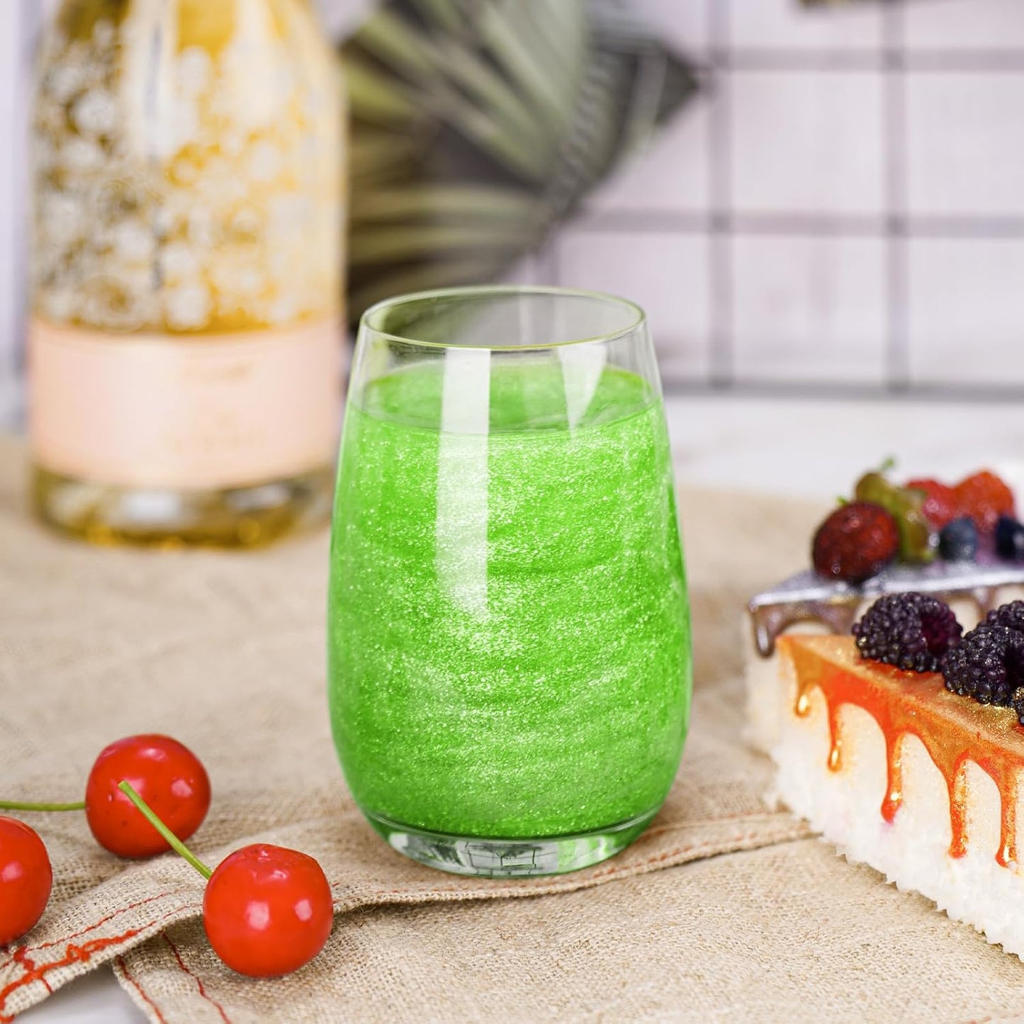 NiHome Edible Food-Grade Glimmer Powder Glitter Luster Dust Metallic Food Decorating Sprinkle Glimmery Dust for Drink Wine Beverage Cake Candy Dessert Bakery Restaurant Vegan (0.18oz/5g, Fruit Green)