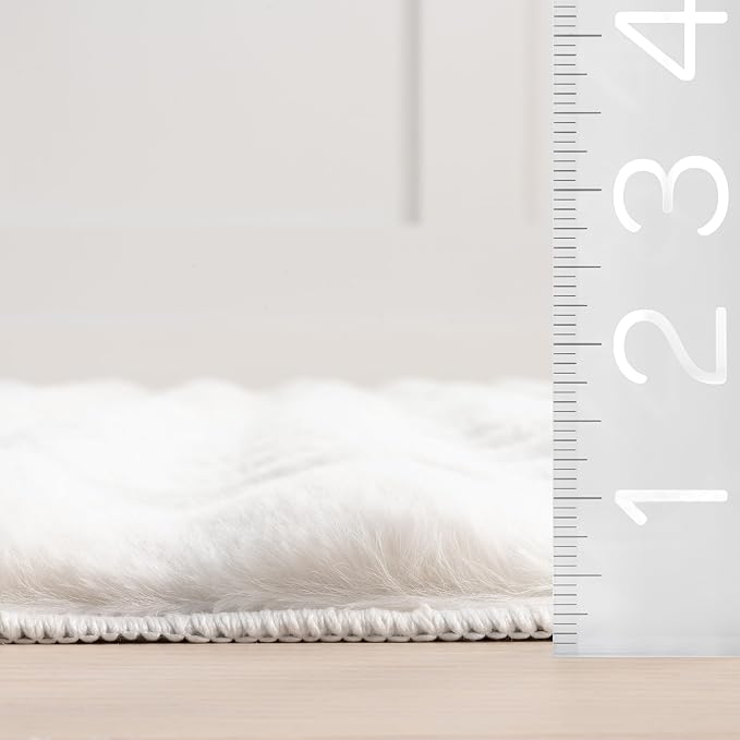 nuLOOM 3'9" x 6' Cozy Plush SuperiorWash Area Rug, Machine Washable, Soft - Image 2