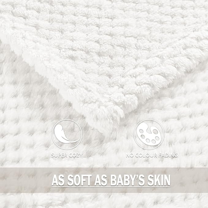 Exclusivo Mezcla Fleece Bed Blanket Twin Size, Super Soft and Warm Blankets - Image 9