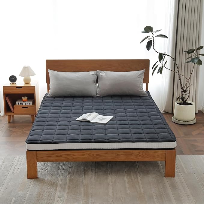 Welnow Japanese Futon Floor Mattress, Full Size Thick Tatami Mat Portable & Foldable Roll Up Floor Bed Mattress with Storage Bag, Sleeping Pad for Adults, Dorm, Guest Bed, Camping and Travel, Black