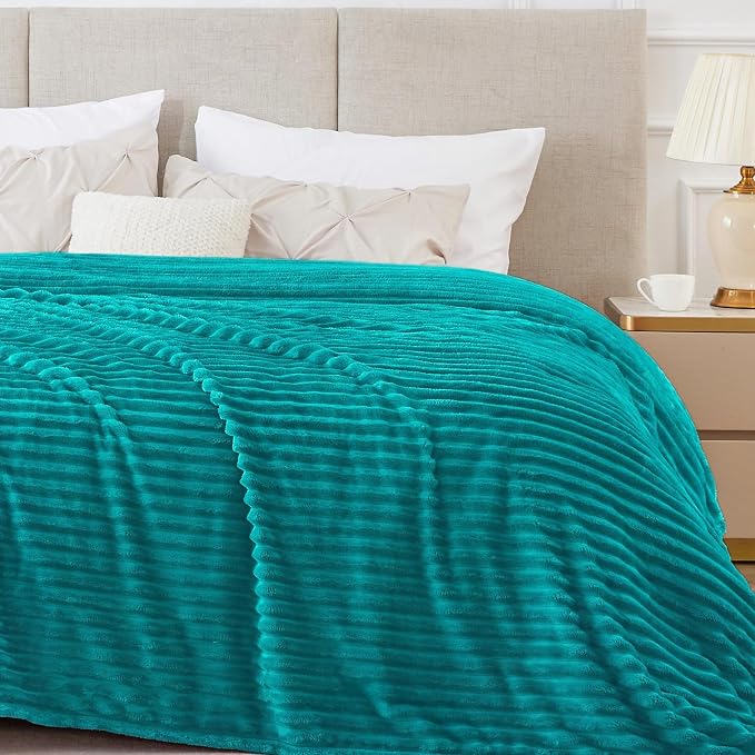 BEDELITE Fleece Blanket Queen Size – 3D Ribbed Jacquard Soft and Warm - Image 8
