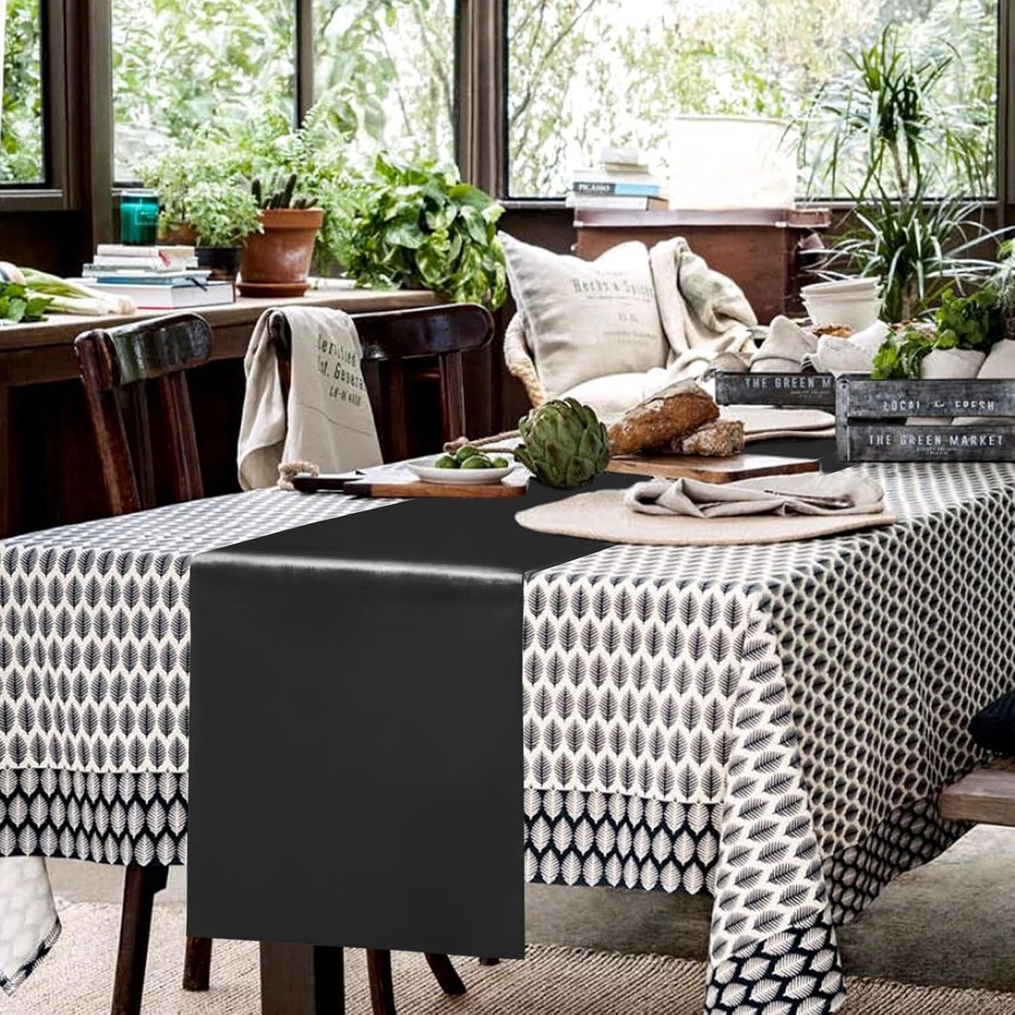 10 Pack Satin Table Runner 12 x 108 Inch Long Black Silk Table Runner for Wedding Party Banquet Birthday Decoration