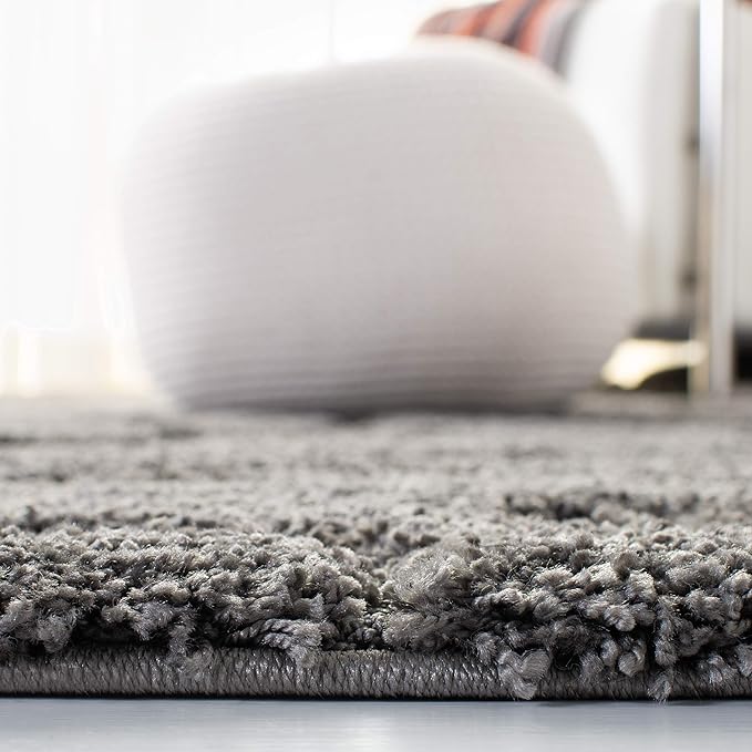 SAFAVIEH Florida Shag Collection Area Rug - 6' x 9', Grey, Scroll Design, Non-Shedding & Easy Care, 1.2-inch Thick Ideal for High Traffic Areas in Living Room, Bedroom (SG455-8013)