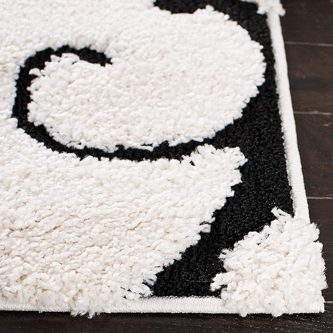 SAFAVIEH Florida Shag Collection Area Rug - 5' Square, Ivory & Black, Scroll Design, Non-Shedding & Easy Care, 1.2-inch Thick Ideal for High Traffic Areas in Living Room, Bedroom (SG455-1290)