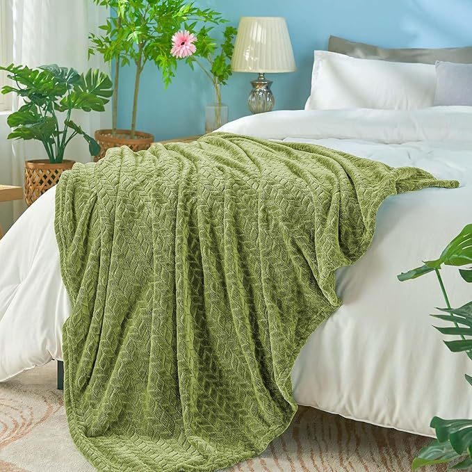 inhand Sage Green Fleece Twin Blanket, Super Soft Flannel Cozy Blankets - Image 3