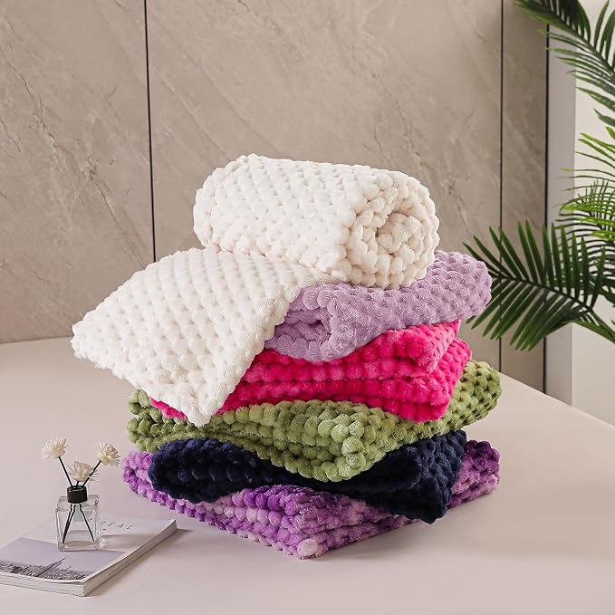 Exclusivo Mezcla Fleece Twin Blanket - Image 8