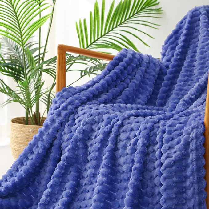 Exclusivo Mezcla Fleece Queen Blanket - Image 5