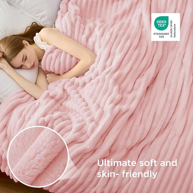Bedsure GentleSoft Coral Pink Fleece King Blanket - Image 4