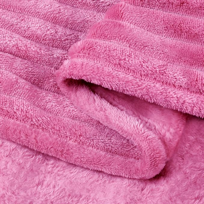 BEDELITE Fleece Blanket Queen Size – 3D Ribbed Jacquard Soft and Warm - Image 4