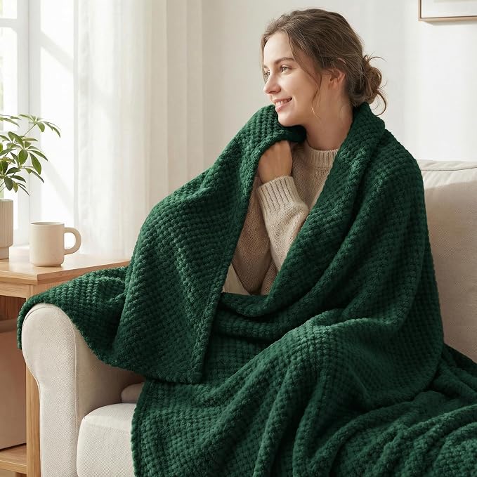 Exclusivo Mezcla Fleece Throw Blanket Extra Large, Super Soft and Warm Blankets - Image 2