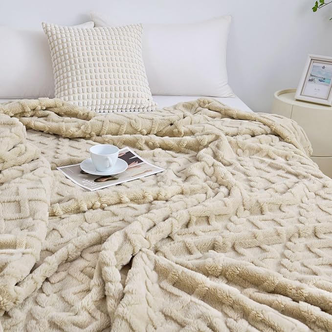 Aganear Fleece Throw Blanket - Image 5