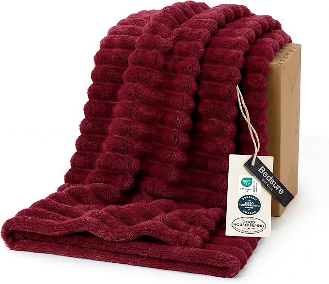 Bedsure GentleSoft Red Fleece Blanket by BEDSURE