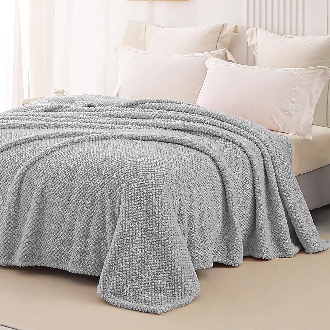 Whale Flotilla King Size Fuzzy Fleece Blanket - Image 4