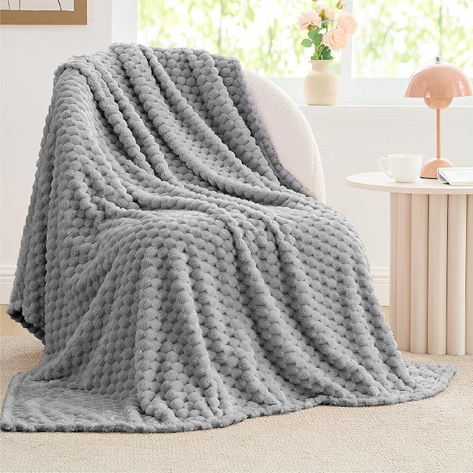 BEDELITE Fleece Throw Blanket for Couch & Bed by BEDELITE
