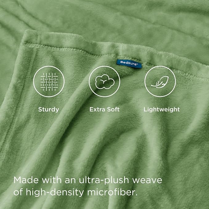 Bedsure GentleSoft Fleece Bed Blankets Full Size Green - Image 4