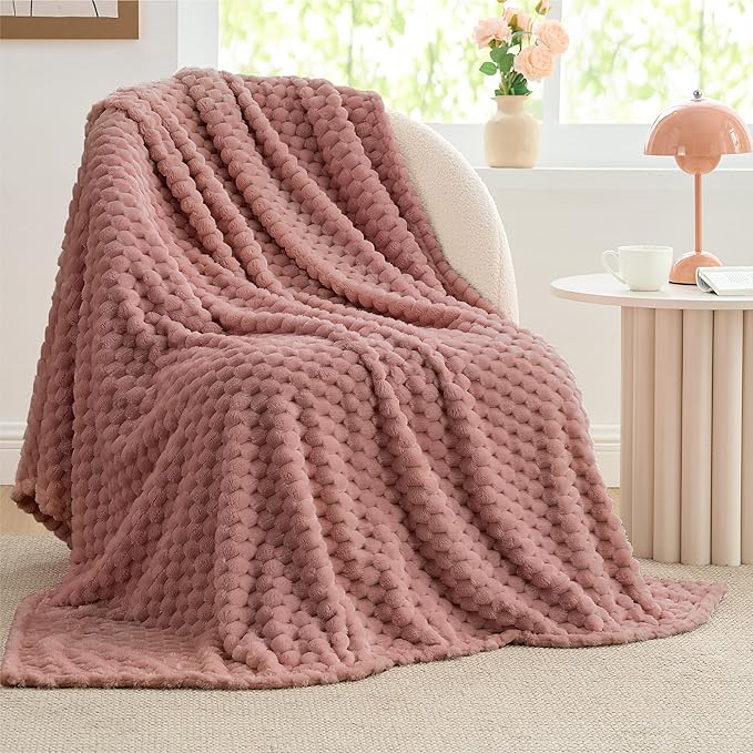 BEDELITE Fleece Twin Blanket for Couch & Bed - Image 2